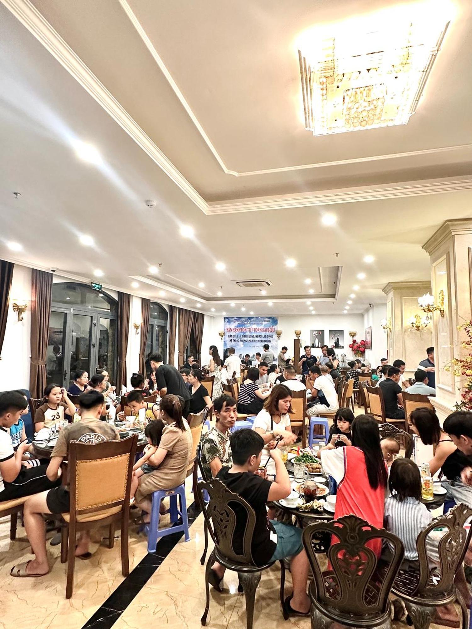 Vinh Khang Ha Long Hotel Bagian luar foto