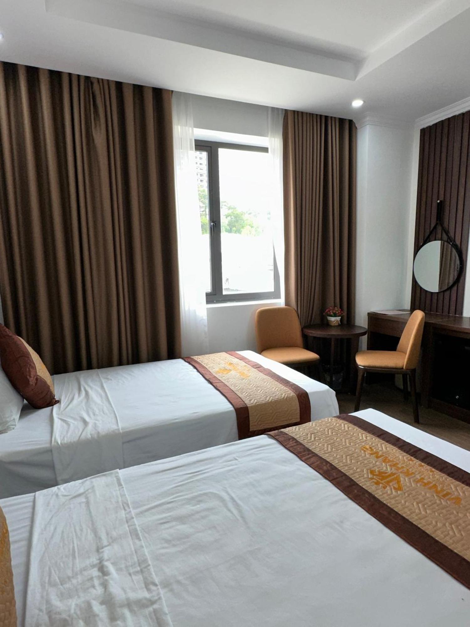 Vinh Khang Ha Long Hotel Bagian luar foto